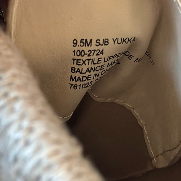 New Saint John’s Bay Yumma Sand Cream Lace Up Boots Memory Foam I Size 9.5 - Picture 11 of 11